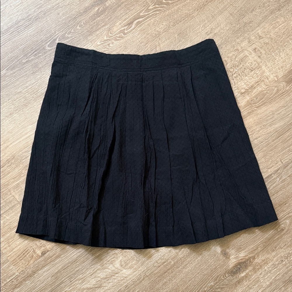 NWT Loft Black Pleated Women’s Petite Skirt, Size 10 Petite